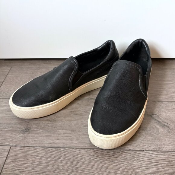 UGG Slip-On Leather Loafer Shoes - Size 9 - Picture 1 of 10